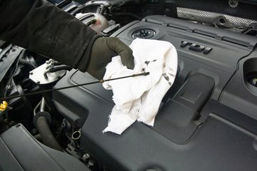 Réparation auto à Saint-Loubès et entretien chez SAUSSET AUTOMOBILES